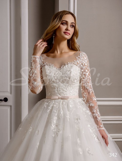 https://www.sposa-lia.com/images/stories/virtuemart/product/342       (2).jpg